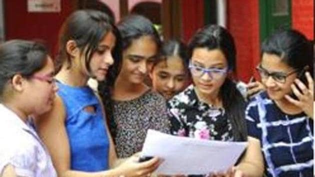 Assam HSCL results 2019 : A total of 60.23% of the 3.36 lakh students who appeared in theAssam board HSLC exam cleared the hurdle.(HT file)