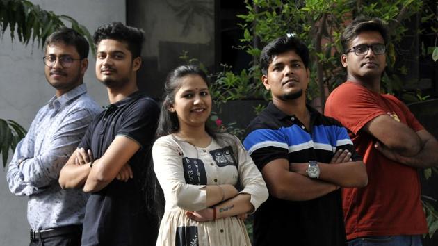 L-R: Arjit Agarwal, Diwakar Singh, Sarika Mishra, Sanjeev Singh and Abshar Ahmad(Dheeraj Dhawan/HT Photo)