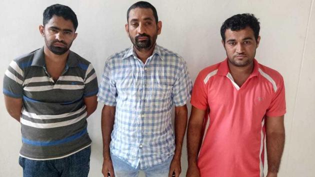 The mastermind of the scam Pawan Kumar Bhoria (C) and his gang kept a part of the insured sum, between ₹8 lakh and ₹20 lakh in each case, and distributed the rest among partners in crime. At least 100 people have been accused of being complicit in the scam that allegedly carried on for two years, executed nearly a 100 cases, and cheated more than 25 insurance companies of over ₹100 crore. (HT Photo) The mastermind of the scam Pawan Kumar Bhoria (C) and his gang kept a part of the insured sum, between ₹8 lakh and ₹20 lakh in each case, and distributed the rest among partners in crime. At least 100 people have been accused of being complicit in the scam that allegedly carried on for two years, executed nearly a 100 cases, and cheated more than 25 insurance companies of over ₹100 crore. (HT Photo)