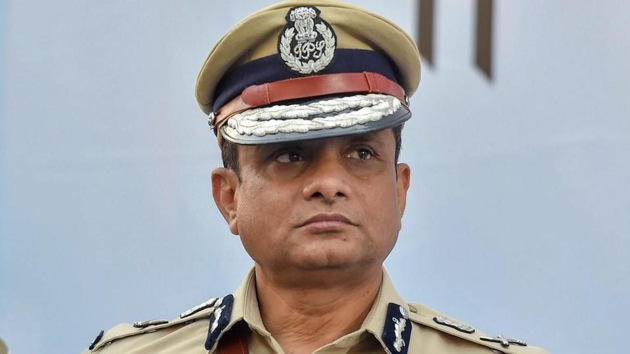 The Supreme Court said on Friday former Kolkata Police commissioner Rajeev Kumar’s protection from arrest in the Saradha chit fund scam case will be withdrawn after a week and asked CBI to act in accordance with law. (PTI FILE) The Supreme Court said on Friday former Kolkata Police commissioner Rajeev Kumar’s protection from arrest in the Saradha chit fund scam case will be withdrawn after a week and asked CBI to act in accordance with law. (PTI FILE)
