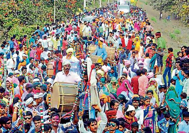 Tribals participate in a fair at Veerpur village of Madhya Pradesh’s Sehre district.(ANI file) Tribals participate in a fair at Veerpur village of Madhya Pradesh’s Sehre district.(ANI file)