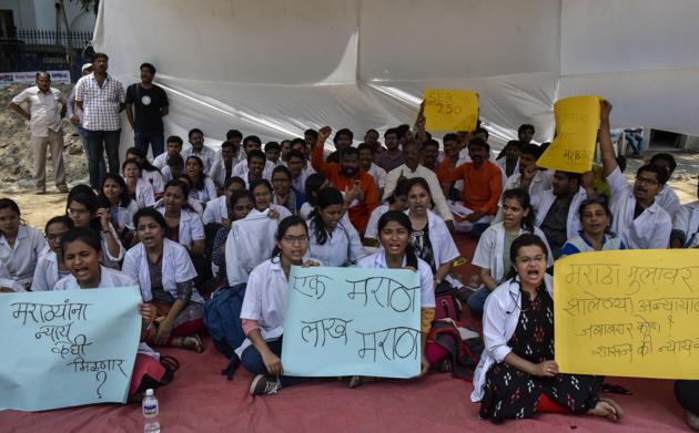Last week, medical students from the Maratha community staged a protest at Azad Maidan, demanding implementation of 16% reservation.(HT Photo)