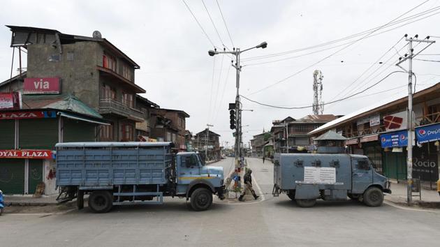 Normal life was affected in Kashmir on Friday due to a strike called by separatists to protest the killing of a civilian following an encounter between militants and security forces in Pulwama district. Most of the shops, fuel stations and other business establishments were shut in Srinagar, officials said. (Waseem Andrabi / HT Photo) Normal life was affected in Kashmir on Friday due to a strike called by separatists to protest the killing of a civilian following an encounter between militants and security forces in Pulwama district. Most of the shops, fuel stations and other business establishments were shut in Srinagar, officials said. (Waseem Andrabi / HT Photo)