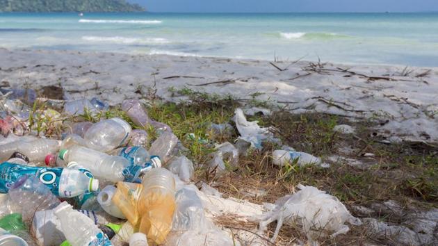 414 million pieces of plastic washed ashore, found on remote islands in ...