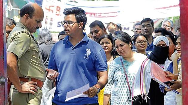The net intake capacity for diploma engineering seats has gone down by 99,806 seats and 1.20 lakh UG and PG seats (HT) The net intake capacity for diploma engineering seats has gone down by 99,806 seats and 1.20 lakh UG and PG seats (HT)