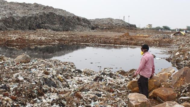 A view of the site for waste to energy plant contaminated with leachate from the landfill in Gurugram (Yogendra Kumar/HT PHOTO) A view of the site for waste to energy plant contaminated with leachate from the landfill in Gurugram (Yogendra Kumar/HT PHOTO)