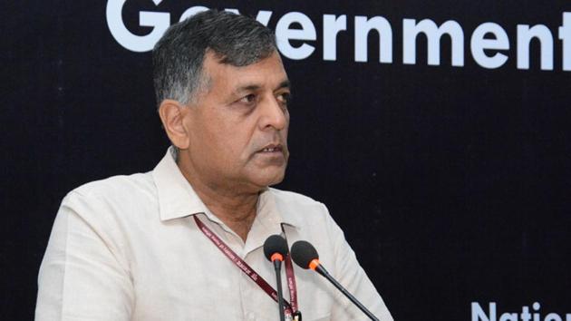 The Congress Saturday hit out at the Modi government over Election Commissioner Ashok Lavasa recusing himself from EC meetings to discuss poll code violations, saying erosion of institutional integrity is the hallmark of the present dispensation.(HT File)