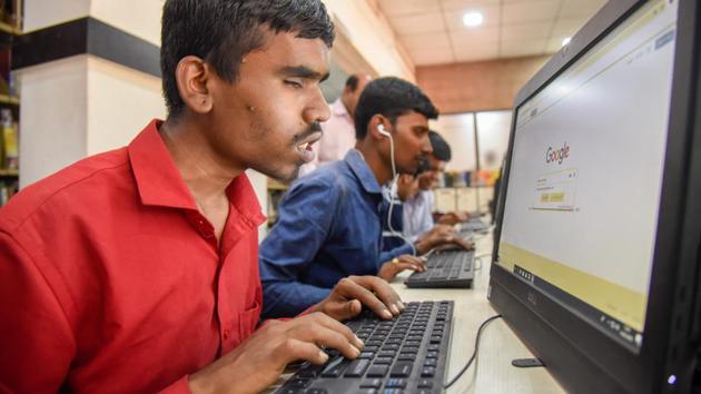 Visually challenged students in a computer lab at Modern College of Arts, Science and Commerce in Pune, Maharashtra. (Sanket Wankhade / HT Photo) Visually challenged students in a computer lab at Modern College of Arts, Science and Commerce in Pune, Maharashtra. (Sanket Wankhade / HT Photo)