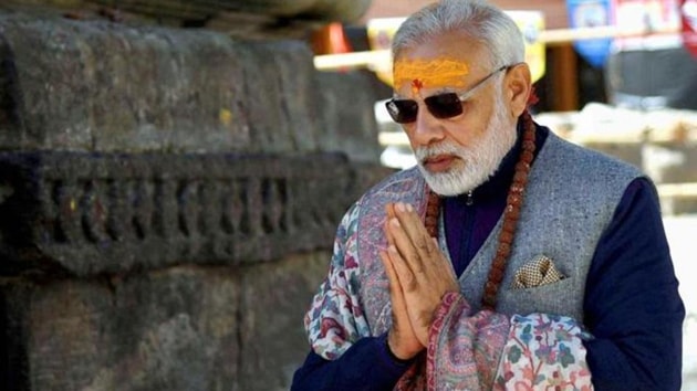 Congress leader and Rajasthan CM Ashok Gehlot also attacked the PM for meditating in Kedarnath, wondering what message he wants to give now.(HT Photo)