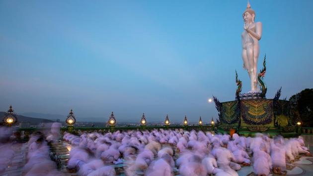 Devotees seen praying during the Vesak Day celebration of Buddha's birth, in Chonburi province, Thailand. (Athit Perawongmetha / REUTERS) Devotees seen praying during the Vesak Day celebration of Buddha's birth, in Chonburi province, Thailand. (Athit Perawongmetha / REUTERS)