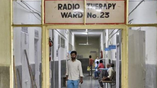 The most availed procedure was medical oncology (5.58 lakh procedures), revealed an analysis conducted by the state(Burhaan Kinu/HT PHOTO) The most availed procedure was medical oncology (5.58 lakh procedures), revealed an analysis conducted by the state(Burhaan Kinu/HT PHOTO)