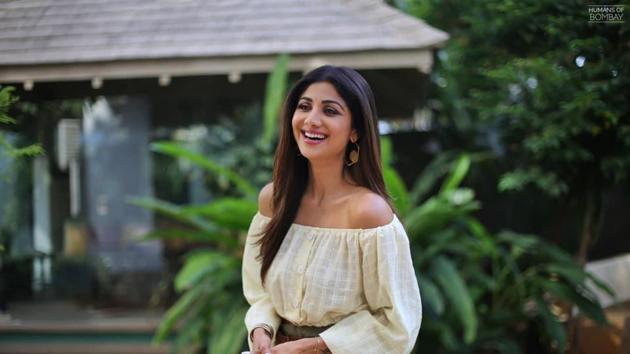 Shilpa Shetty made her Bollywood debut with Baazigar opposite Shah Rukh Khan. Shilpa Shetty made her Bollywood debut with Baazigar opposite Shah Rukh Khan.