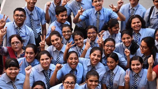 Students of a private school in Navi Mumbai celebrate the CBSE exam results on May 6.(HT File)