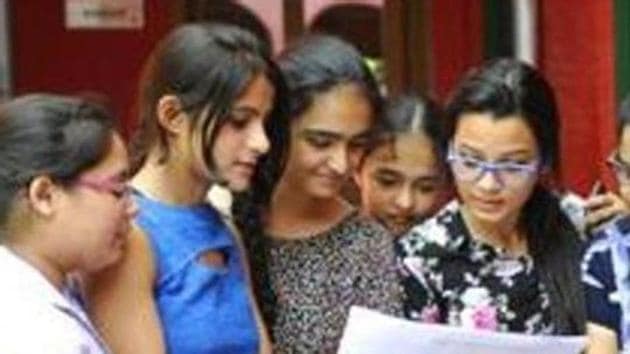West Bengal Board of Secondary Education (WBBSE) declared the results for Madhyamik or Class 10 board examinations on May 21.(HT file)
