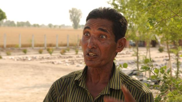 Bhajan Singh (54), a senior worker at the site. The site has provided local residents a source of earning. The workers, involved in the different processes of excavation, are paid as per DC rates. With most of the villagers jobless, the site gives them a chance to work and earn a decent amount for their services. (Parveen Kumar / HT Photo) Bhajan Singh (54), a senior worker at the site. The site has provided local residents a source of earning. The workers, involved in the different processes of excavation, are paid as per DC rates. With most of the villagers jobless, the site gives them a chance to work and earn a decent amount for their services. (Parveen Kumar / HT Photo)