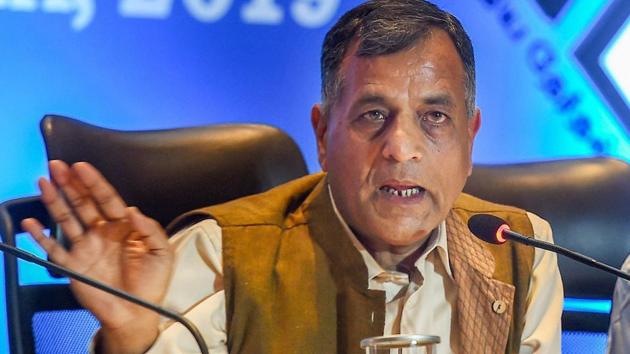 Election Commission decides to keep dissent within a secret, overrules Ashok Lavasa again(PTI) Election Commission decides to keep dissent within a secret, overrules Ashok Lavasa again(PTI)