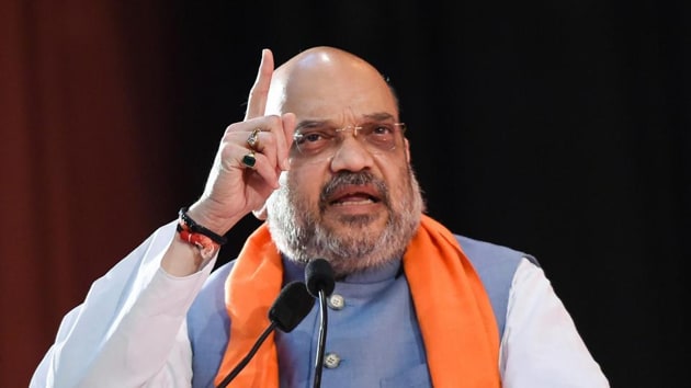 The Election Commission had thrown an open challenge to anyone to demonstrate that EVMs can be manipulated, Shah said, noting that opposition parties had not accepted the challenge.(HT Photo)