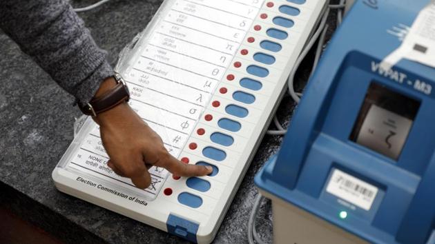 The counting will involve the matching of paper slips in five polling booths picked at random for each assembly segment towards the end of counting. (Photo by Rahul Raut/HT PHOTO)