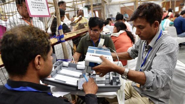 A view of the counting centre at Sarvodaya Kanya Vidyalaya Bharat Nagar in New Delhi. All exit polls have predicted that the incumbent Bharatiya Janata Party (BJP)-led National Democratic Alliance (NDA) will return to power. While exit polls often get it wrong the actual results seem headed that way as the votes are being counted. (urhaan Kinu / HT Photo) A view of the counting centre at Sarvodaya Kanya Vidyalaya Bharat Nagar in New Delhi. All exit polls have predicted that the incumbent Bharatiya Janata Party (BJP)-led National Democratic Alliance (NDA) will return to power. While exit polls often get it wrong the actual results seem headed that way as the votes are being counted. (urhaan Kinu / HT Photo)