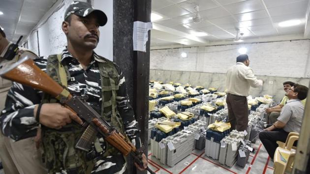 A view inside the strong room at the Jija Bai Industrial Training Institute for women, in south Delhi. The counting exercise is on in over 4,000 counting centres amid concerns raised by opposition parties over alleged tampering of EVMs. They have asked the Election Commission to ensure transparency in counting. Election Commission officials said results are expected only by late evening. (Sanjeev Verma / HT Photo) A view inside the strong room at the Jija Bai Industrial Training Institute for women, in south Delhi. The counting exercise is on in over 4,000 counting centres amid concerns raised by opposition parties over alleged tampering of EVMs. They have asked the Election Commission to ensure transparency in counting. Election Commission officials said results are expected only by late evening. (Sanjeev Verma / HT Photo)