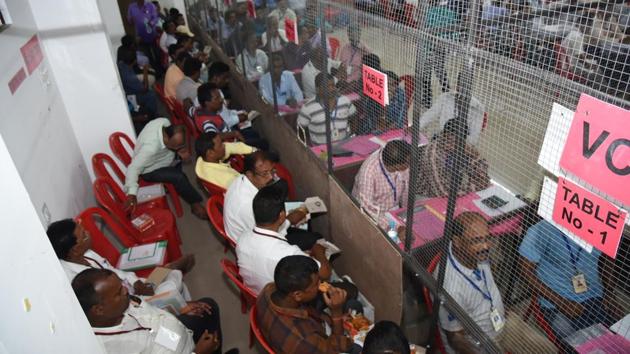 In Odisha, too, the BJP launched a campaign offensive to wrest seats away from the BJD. Out of 21 Lok Sabha seats in Odisha, the Biju Janata Dal (BJD) candidates are ahead in 12 seats while the BJP is leading in nine constituencies as per initial trends. (Arabinda Mahapatra / HT Photo) 