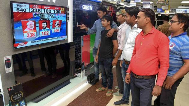 The NDA appears heading for a massive victory in Bihar where it was leading in 38 of the 40 Lok Sabha seats.The BJP and the JD(U) which contested 17 seats each were leading in 16 seats each. Another NDA ally, Ram Vilas Paswan’s LJP was leading in all six seats it contested. (PTI) The NDA appears heading for a massive victory in Bihar where it was leading in 38 of the 40 Lok Sabha seats.The BJP and the JD(U) which contested 17 seats each were leading in 16 seats each. Another NDA ally, Ram Vilas Paswan’s LJP was leading in all six seats it contested. (PTI)