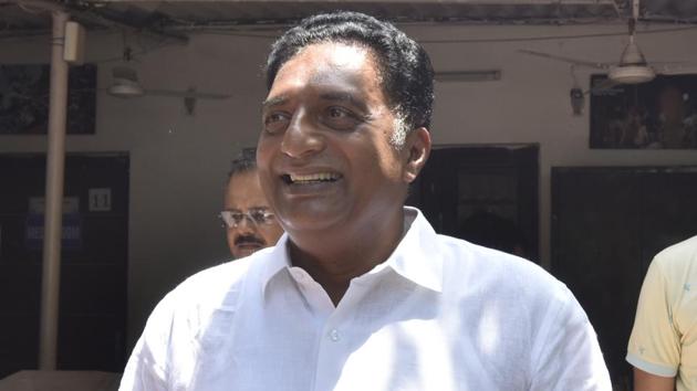 Actor Prakash Raj seen before a press conference, at Aam Aadmi Party Headquarters, in New Delhi, India.(Sonu Mehta/HT PHOTO)