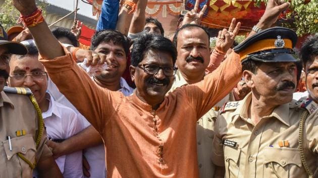In a fierce fight in the Mumbai South constituency between Shiv Sena’s Arvind Sawant, and Congress’ Milind Deora, Sena managed to retain this seat, winning by a margin of 1,00,067 votes, the lowest among the six constituencies of Mumbai.(Kunal Patil/HT Photo)