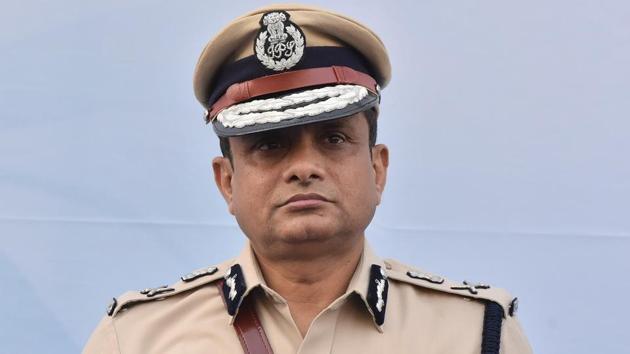 The Supreme Court Friday dismissed a plea of former Kolkata Police Commissioner Rajeev Kumar seeking extension of protection from arrest in the multi-crore Saradha chit fund scam case. Kumar was earlier granted protection from arrest by the apex court for seven days which ends today. (Arijit Sen / HT Archive)
