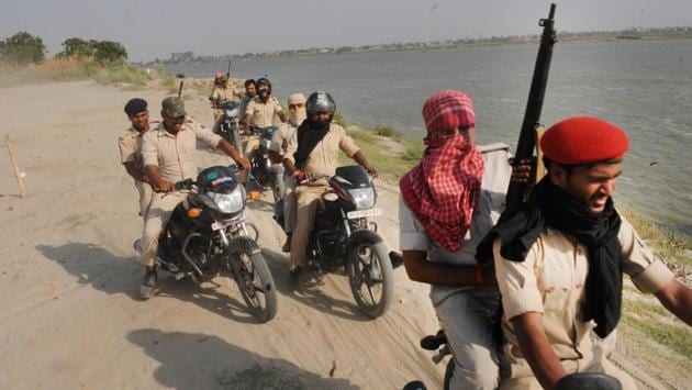 Police personnel patrol on motorcycles during voting in Pataliputra constituency, Bihar. The polls represented the franchise of over 900 million voters –more than 10% of the world’s population. This sheer scale was one reason of the seven phase process. Others were the amount of personnel involved and security sensitivities across constituencies. (AP Dube / HT Photo) Police personnel patrol on motorcycles during voting in Pataliputra constituency, Bihar. The polls represented the franchise of over 900 million voters –more than 10% of the world’s population. This sheer scale was one reason of the seven phase process. Others were the amount of personnel involved and security sensitivities across constituencies. (AP Dube / HT Photo)