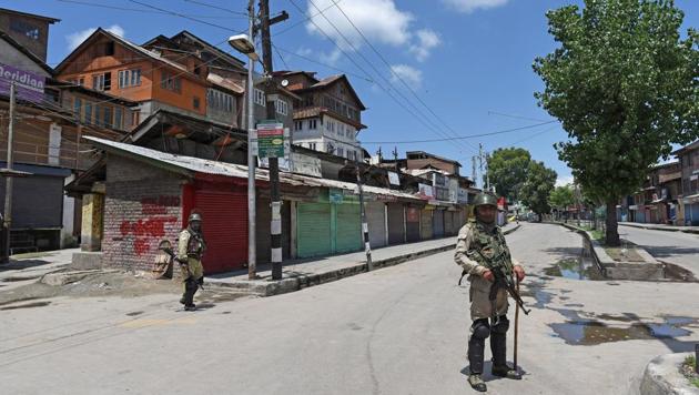 Curfew continued in parts of Kashmir for a second day Saturday following the killing of Zakir Musa, the proclaimed chief of an Al-Qaeda afiliated group, in an encounter with security forces in Pulwama district Friday. The curbs on movement were in force in parts of Srinagar, and Kulgam and Pulwama towns. Schools and colleges remained shut while mobile internet continued to be suspended across the valley (Waseem Andrabi / HT Photo) Curfew continued in parts of Kashmir for a second day Saturday following the killing of Zakir Musa, the proclaimed chief of an Al-Qaeda afiliated group, in an encounter with security forces in Pulwama district Friday. The curbs on movement were in force in parts of Srinagar, and Kulgam and Pulwama towns. Schools and colleges remained shut while mobile internet continued to be suspended across the valley (Waseem Andrabi / HT Photo)