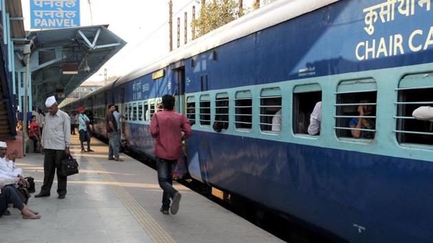 To ensure safety of passengers, Konkan Railway (KR) has instructed loco pilots to reduce the speed of trains on the route to 40 kilometre per hour (kmph), from an average of 100 kmph, during heavy rainfall.(Bachchan kumar / Hindustan Times)