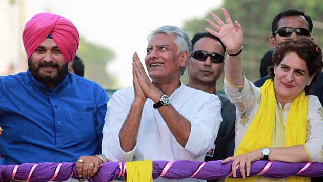 Punjab Congress chief Sunil Jakhar (C), who lost the Gurdaspur seat to Sunny Deol, has stepped down from his post. Earlier today, Dr Ajoy Kumar also offered to resign from the post of Jharkhand Pradesh Congress Committee chief. So far, state unit presidents of the Congress in Odisha, Assam, and Madhya Pradesh have submitted their resignations after the party’s dismal performance in the elections. (ANI) Punjab Congress chief Sunil Jakhar (C), who lost the Gurdaspur seat to Sunny Deol, has stepped down from his post. Earlier today, Dr Ajoy Kumar also offered to resign from the post of Jharkhand Pradesh Congress Committee chief. So far, state unit presidents of the Congress in Odisha, Assam, and Madhya Pradesh have submitted their resignations after the party’s dismal performance in the elections. (ANI)