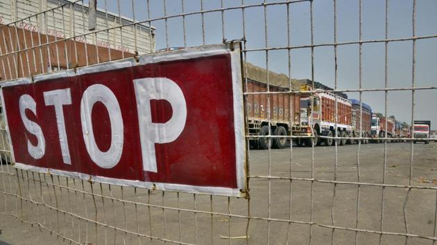 The Centre had raised the customs duty on goods imported from Pakistan to 200% following the Pulwama terror attack. (HT File) The Centre had raised the customs duty on goods imported from Pakistan to 200% following the Pulwama terror attack. (HT File)