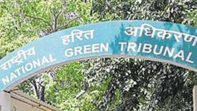 A bench of the NGT said the UPPCB report is not a responsible one as the team did not visit the actual location of the workshops.(Arvind Yadav / HT File)