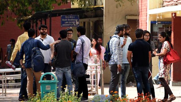 There will be one online portal to register for both merit-based and entrance-based courses. (Sonu Mehta/HT PHOTO)