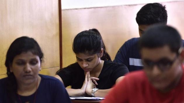 SSC MTS 2019 application: Candidates who want to apply for the SSC MTS examination should do it quickly as applications will not be accepted after 5pm on Wednesday, May 29. (Anshuman Poyrekar/HT file) SSC MTS 2019 application: Candidates who want to apply for the SSC MTS examination should do it quickly as applications will not be accepted after 5pm on Wednesday, May 29. (Anshuman Poyrekar/HT file)