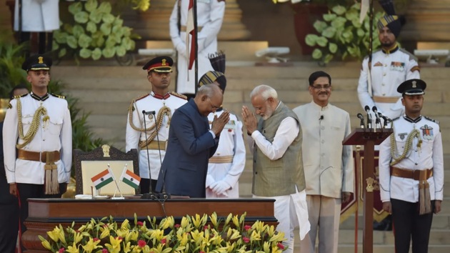 PM Narendra Modi greets President Ram Nath Kovind at his swearing-in ceremony at Rashtrapati Bhawan on Thursday. (Ajay Aggarwal/HT PHOTO) PM Narendra Modi greets President Ram Nath Kovind at his swearing-in ceremony at Rashtrapati Bhawan on Thursday. (Ajay Aggarwal/HT PHOTO)