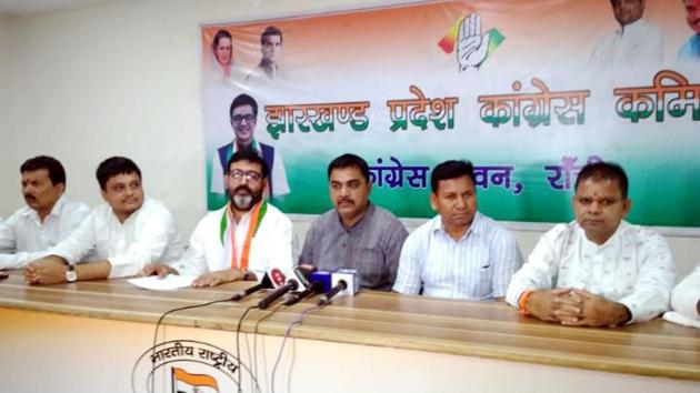 Infighting in Jharkhand Congress: 10 district chiefs support Ajoy Kumar ...