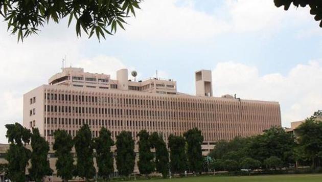 The department of town and country planning (DTCP) has given the task of preparing an infrastructure development plan for Gurugram and other major cities in Haryana to experts from IIT-Delhi and IIT-Roorkee. (Arvind Yadav/HT photo) The department of town and country planning (DTCP) has given the task of preparing an infrastructure development plan for Gurugram and other major cities in Haryana to experts from IIT-Delhi and IIT-Roorkee. (Arvind Yadav/HT photo)