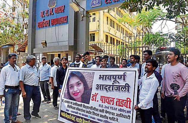 Protesters demand justice for Dr Payal Tadvi.(HT File)