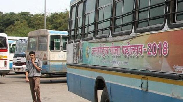 Haryana Roadways’ workers across the state breathed a sigh of relief after the state transport minister, Krishan Lal Panwar, announced on Tuesday that the government would not be terminating their services.(HT File (Representative Image))