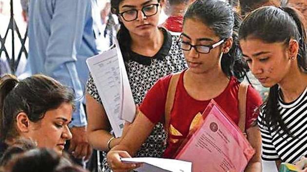 To clear doubts of candidates and parents, the university will conduct “open days” when experts will guide them about the admission process.(Sanchit Khanna / HT File)