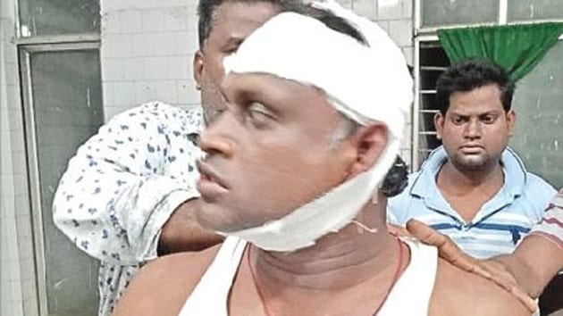 Pratap Patra, a reporter of leading Odia daily Samaj was allegedly attacked by the sand mafia in Balasore.(HT PHOTO)