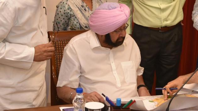 Punjab chief minister Amarinder Singh Friday wrote to Prime Minister Narendra Modi, giving 101 suggestions on GST simplifications to alleviate the problems currently faced by businesses. (HT Photo) Punjab chief minister Amarinder Singh Friday wrote to Prime Minister Narendra Modi, giving 101 suggestions on GST simplifications to alleviate the problems currently faced by businesses. (HT Photo)
