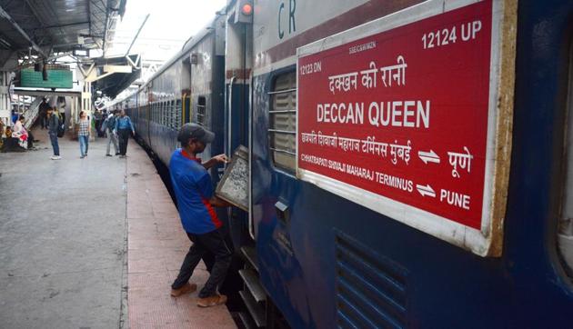 Deccan Queen, that commenced operations on June 1, 1930, entered 90th year on Saturday. (HT/PHOTO) Deccan Queen, that commenced operations on June 1, 1930, entered 90th year on Saturday. (HT/PHOTO)