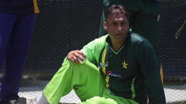 hoaib Akhtar of Pakistan who has announced his retirement from international cricket during a nets session at the R Premadasa International Stadium on March 17, 2011 in Colombo, Sri Lanka.(Getty Images)