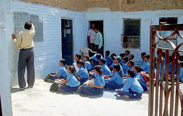 A government school in Jaipur, Rajasthan. The Congress in the past had accused the Bharatiya Janata Party (BJP) of distorting history and saffronisation of school education.(HT File) A government school in Jaipur, Rajasthan. The Congress in the past had accused the Bharatiya Janata Party (BJP) of distorting history and saffronisation of school education.(HT File)