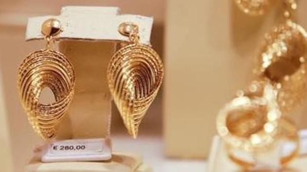 Local gold and silver shops best sale