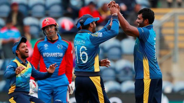 Sri Lanka's Kusal Perera celebrates the wicket of Afghanistan's Mohammad Nabi with team mates. (Action Images via Reuters)